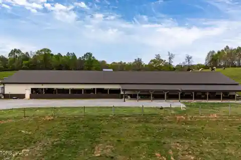 Incomparable Mountain-view Equestrian Property