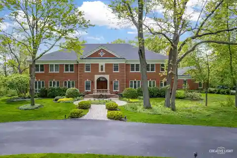 Architectural Masterpiece on 3 Acres in Lake Forest