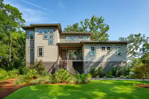 Custom-Crafted Low Country Home Set on Parrot Creek