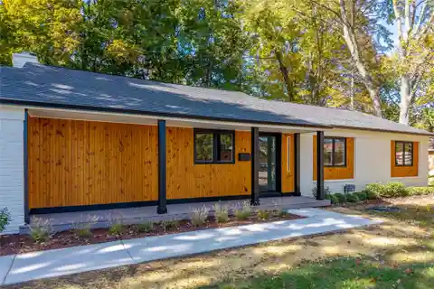 Modern Elegance Meets Convenience – Move-In Ready Home