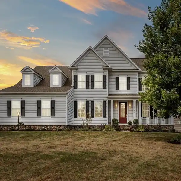 STUNNING HOME IN SOUGHT-AFTER HISTORIC SELMA ESTATES