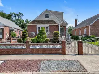 Move-In Ready Home Freshly Updated