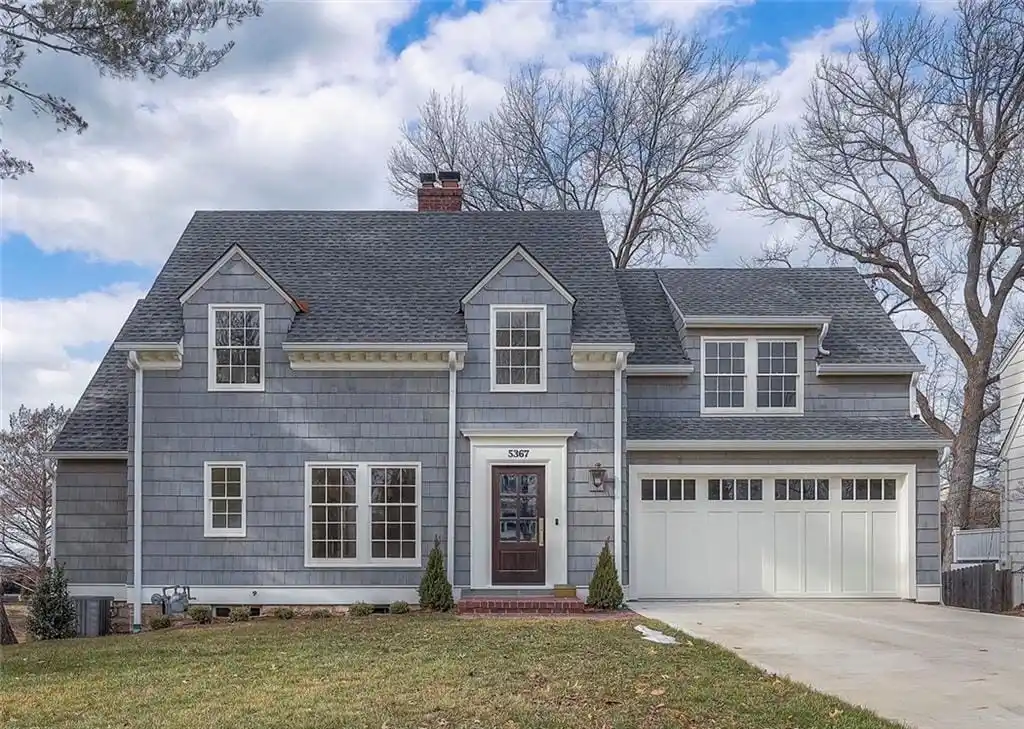 High-end Remodel in a Prime Location