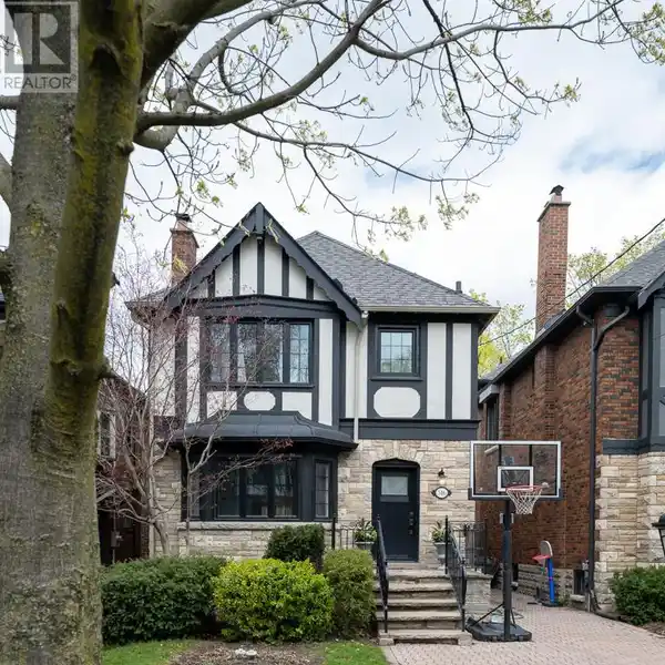 IMPECCABLY RENOVATED DETACHED HOME