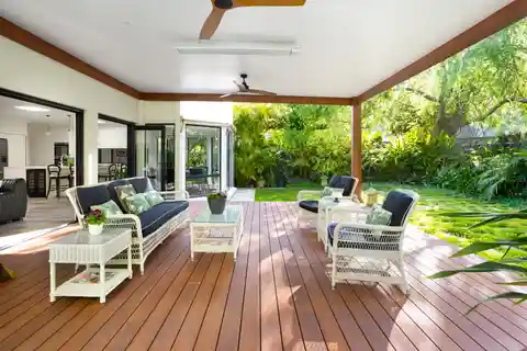 Exceptionally Spacious Family Entertainer