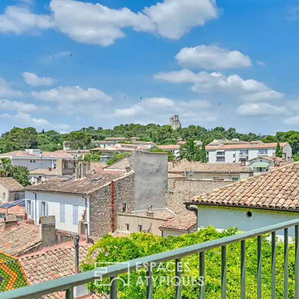 EXCEPTIONAL FULL-FLOOR APARTMENT