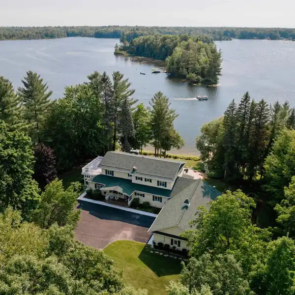 BASS LAKE BEAUTY WITH PRIVATE SHORELINE