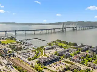 Waterfront Living at Hudson Harbor