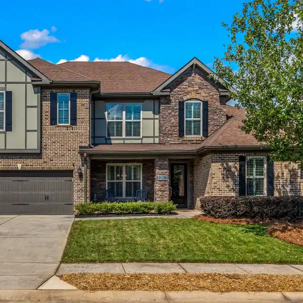 BRIGHT OPEN-LAYOUT GEM IN PREMIER RIVERFRONT COMMUNITY