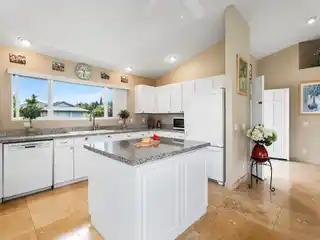 Exceptional Opportunity in Sought-After Alii Heights