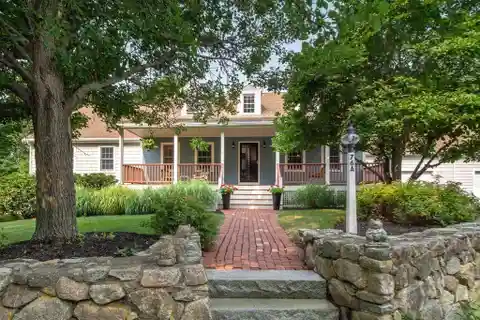 Spacious Private Harbor Haven