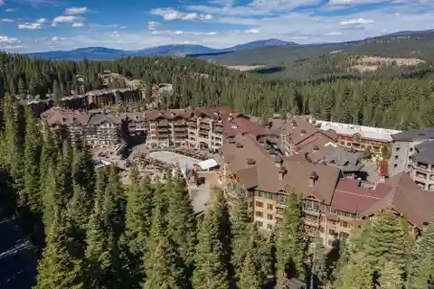 Exceptional Ski-In/ski-Out Condo in the Heart of Northstar Village