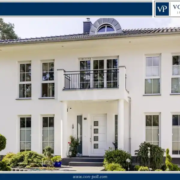 ELEGANCE IN PERFECTION – REPRESENTATIVE VILLA WITH GARDEN PARADISE IN WANDLITZ
