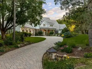 Stately Home on 3.5 Acres