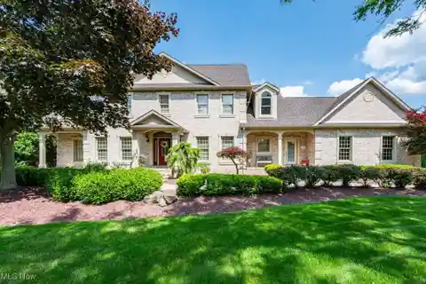 Beautiful Home Steps from Tippecanoe Country Club Golf Course