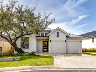 Brand-new Transitional Contemporary Garden Home