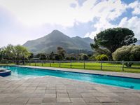 MAGNIFICENT EQUESTRIAN HOME IN THE HEART OF CHAPMANS PEAK
