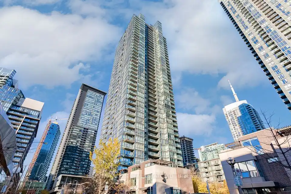 Three Bedroom Penthouse with Breathtaking Views