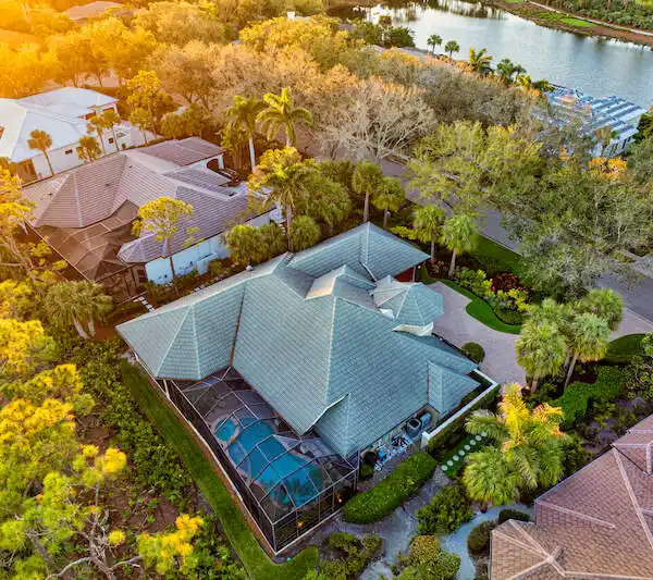 LUXURIOUS SOUTH FACING GOLF COURSE POOL HOME AT COLLIERS RESERVE