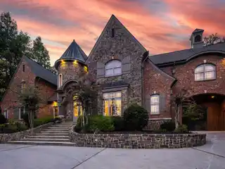 Prestigious River Oaks Estate