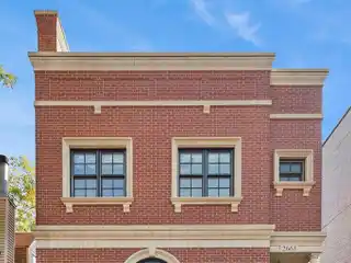 Spectacular Renovated Home in Lincoln Park