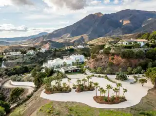 Exceptional Home in an Unparalleled Natural Setting