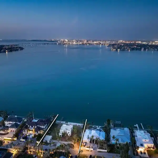 PRIME SIESTA KEY WATERFRONT PROPERTY