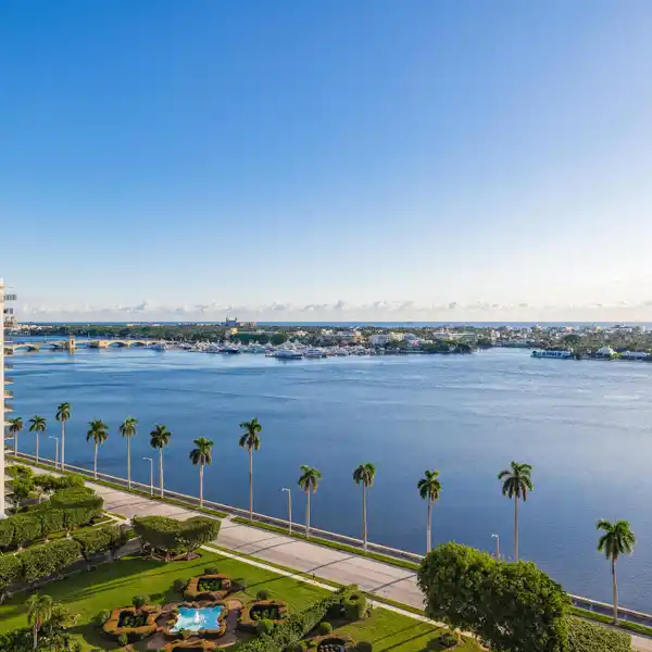 NEWLY RENOVATED CONDO WITH PANORAMIC OCEAN AND INTRACOASTAL VIEWS