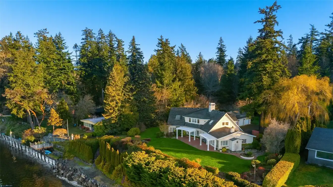 A Timeless Testament to the Pacific Northwest Lifestyle