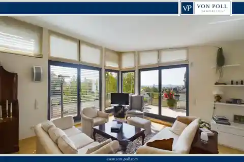 Exclusive Aukamm Penthouse with Panoramic Views and Stylish Furnishings