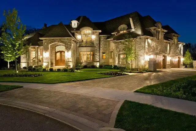 Beautiful And prestigious Green Acres Neighborhood