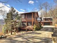 IMMACULATELY MAINTAINED MOUNTAIN ESTATE