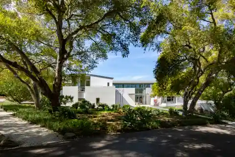 Elegant Contemporary Estate