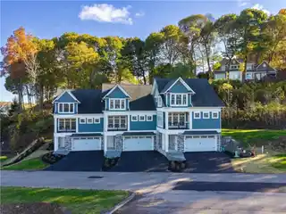 Bayfront Bliss in a Gated Oasis