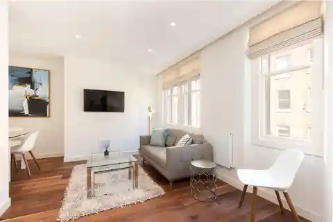 Beautiful Recently Refurbished Apartment