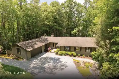 Mountain Living in Peaceful Stillmont