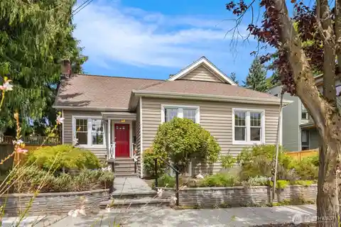Charming Craftsman on a Large Lot