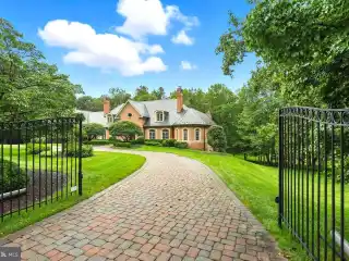 Timeless Sophistication in a Premier Location