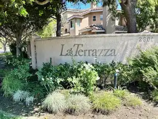 Gorgeous Home in the La Terrazza Gated Townhouse Community