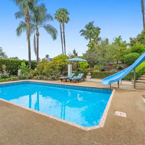 AN OASIS IN SOUTHEAST ESCONDIDO