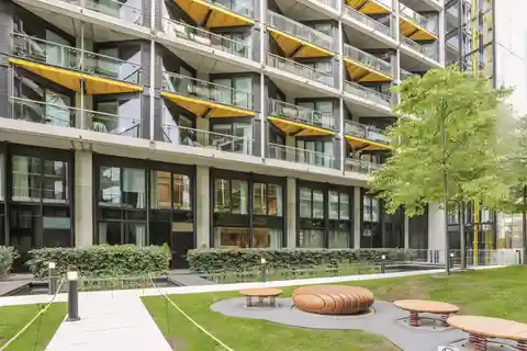 Beautiful Apartment in Sought-After Riverlight