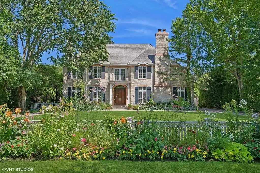 Timeless Classic in Amazing Location