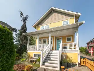 Immaculate Updated Steveston Townhome