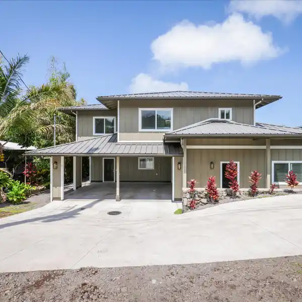 SPACIOUS BRAND-NEW HOME