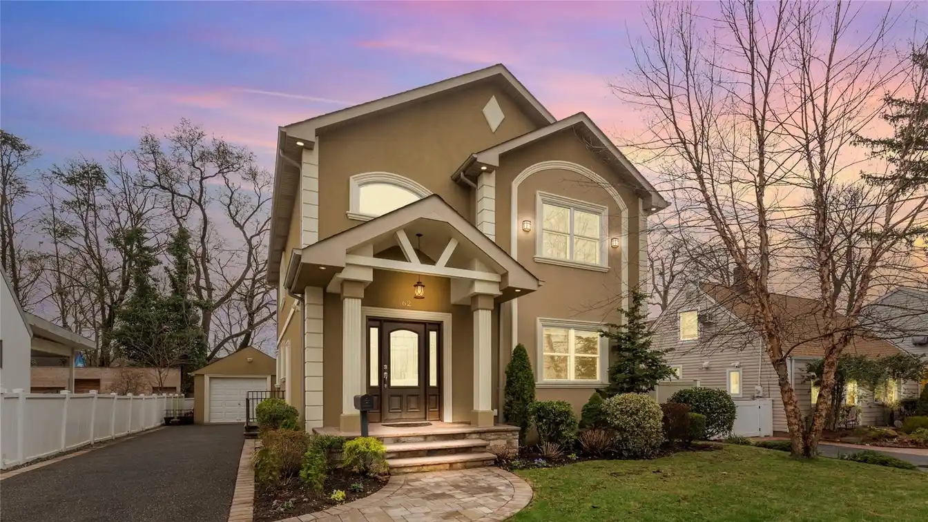A Perfect Blend of Comfort and Elegance