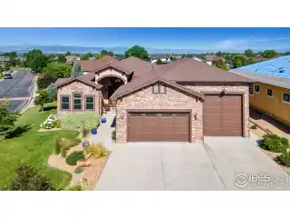 Beautifully Crafted Custom Ranch-Style Home