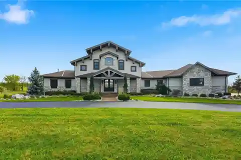 Architectural Masterpiece with Cutting-Edge Smart Features