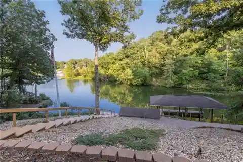 Park-Like Secluded Lake-Front Living