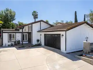 Refined Sophistication with Waterfall Island & Quartz Accents