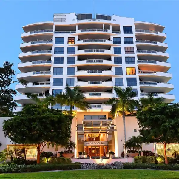 OWNERS SUITE WITH WALK-IN CLOSETS AND BAY VIEWS